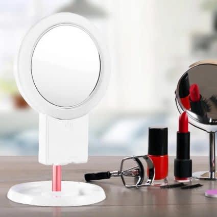 Make-Up and Mirror Light